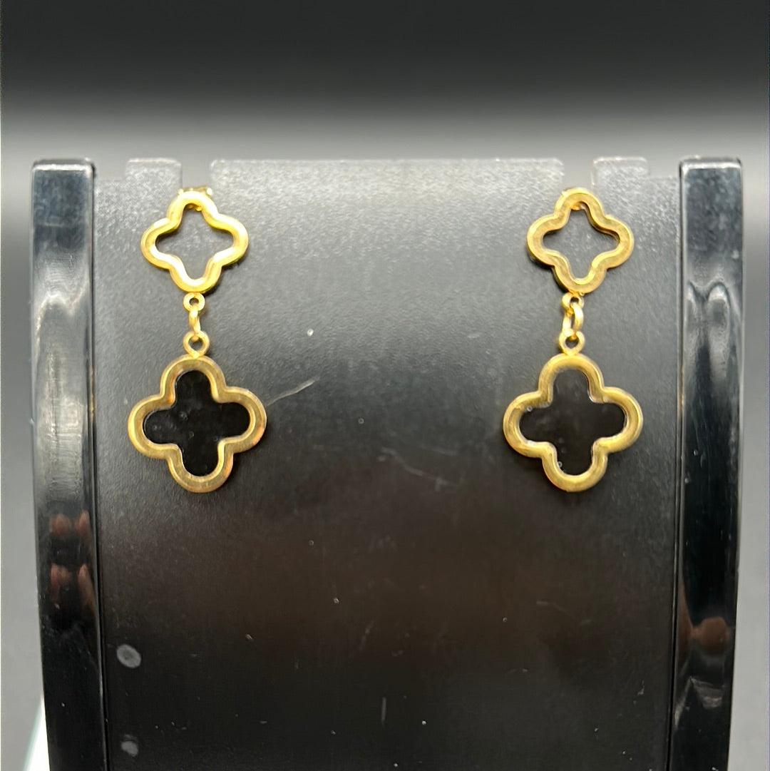 V*an cleef Earring - Siwar Gallery